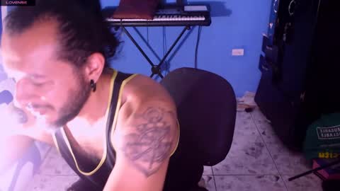 Karu online show from April 21, 1:42 am