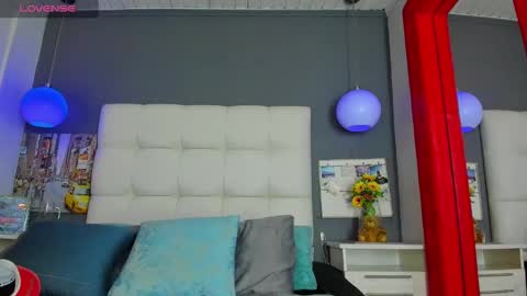 ---Kary--- online show from February 19, 3:28 am