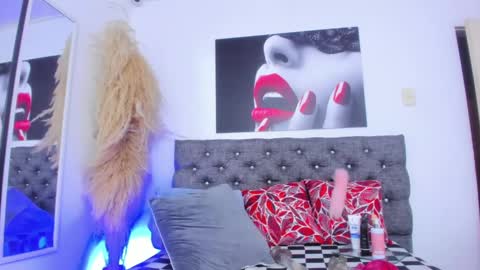 Snapshot of kasandra_hotsex chatting on December 19, 7:18 am Kasandra online show from December 19, 7:18 am