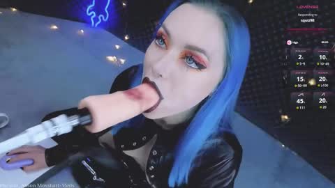 ALYSSA                online show from November 22, 4:39 pm