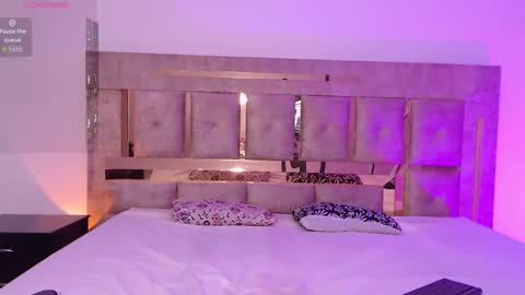 kasey online show from September 14, 5:39 am