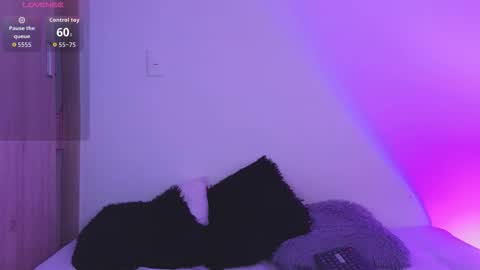 kasey online show from December 3, 1:13 am