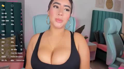 Snapshot of kaseythompson chatting on December 14, 4:29 am kaseythompson online show from December 14, 4:29 am