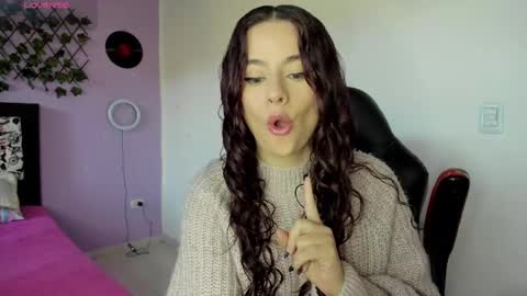 kassandra james online show from January 20, 11:35 am