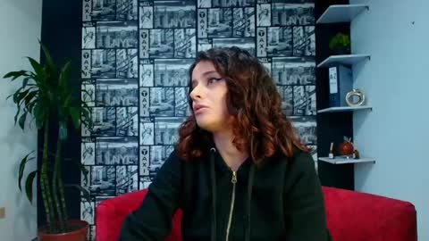 kassandra james online show from April 17, 3:15 pm