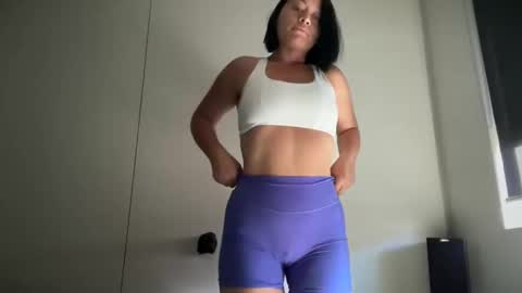 Kat online show from December 9, 6:34 am