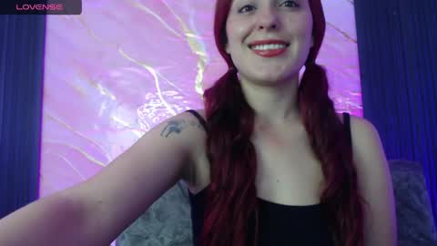 Snapshot of kat_desire chatting on May 7, 11:48 am Kat online show from May 7, 11:48 am