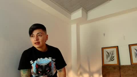 kat paradisse online show from April 12, 11:48 am