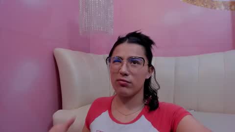 Snapshot of katalellastarr chatting on October 23, 6:06 pm KatalellaStarr online show from October 23, 6:06 pm
