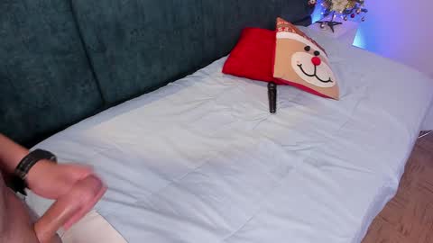 Snapshot of kataleyandliam chatting on December 16, 11:50 pm Kataleya Liam online show from December 16, 11:50 pm