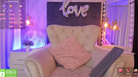 Snapshot of kataliina_18 chatting on February 26, 3:08 pm Kat online show from February 26, 3:08 pm