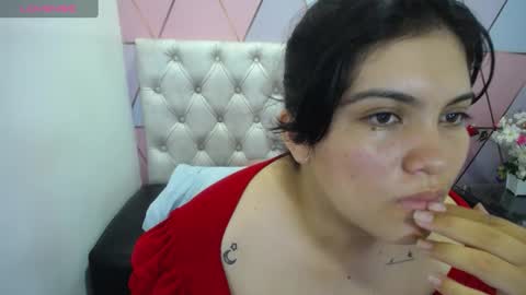 Snapshot of katalina_santana25 chatting on January 8, 9:55 pm katalina santana25 online show from January 8, 9:55 pm