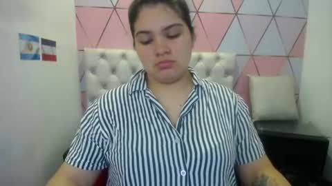 Snapshot of katalina_santana25 chatting on July 12, 5:59 pm katalina santana25 online show from July 12, 5:59 pm
