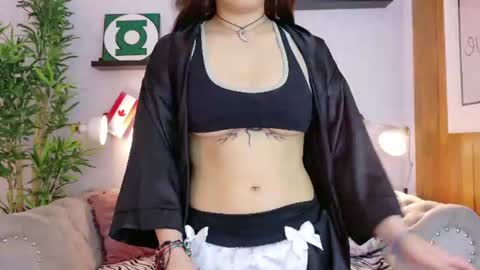 Snapshot of katalinalee_ chatting on June 19, 11:47 am katalinalee_ online show from June 19, 11:47 am