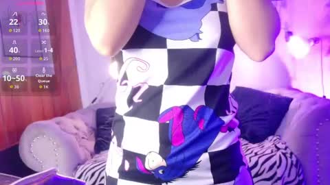 Snapshot of katalinalee_ chatting on August 1, 11:53 am katalinalee_ online show from August 1, 11:53 am