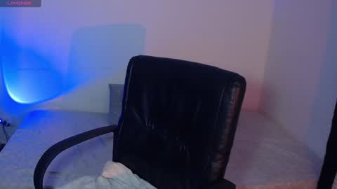 Carla Palmer online show from December 19, 2:34 am