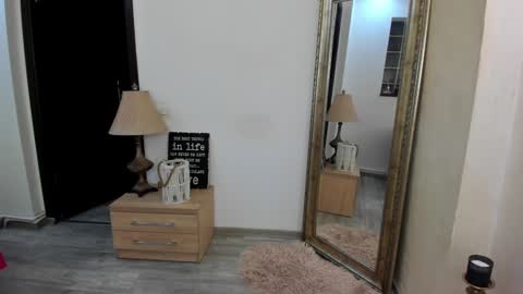 Snapshot of kate_belle chatting on January 31, 6:47 pm Kate online show from January 31, 6:47 pm