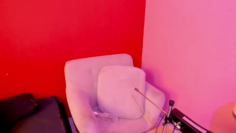 Kate  online show from November 21, 11:31 am