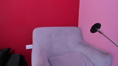 Kate  online show from April 25, 7:00 pm