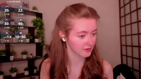 Snapshot of kate_cuddle chatting on April 30, 2:51 am Kate online show from April 30, 2:51 am