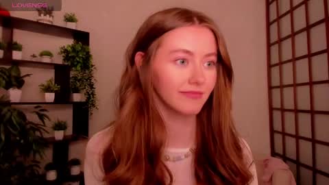 Snapshot of kate_cuddle chatting on May 20, 2:40 am Kate online show from May 20, 2:40 am