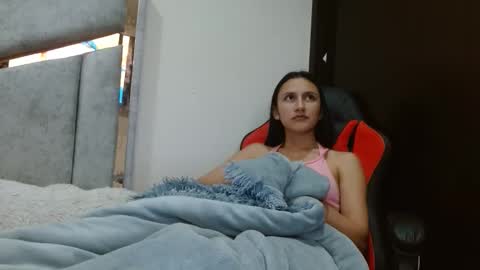 kate online show from March 25, 12:05 am