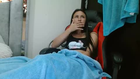 Snapshot of kate_davies chatting on May 11, 10:18 pm kate online show from May 11, 10:18 pm