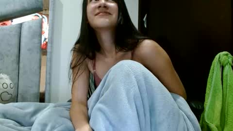 Snapshot of kate_davies chatting on June 11, 2:53 am kate online show from June 11, 2:53 am