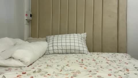 Trixie 31 online show from March 18, 2:26 am