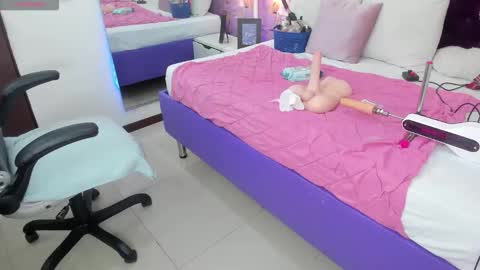 kate lua online show from March 7, 5:26 am