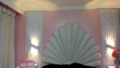 kate online show from March 19, 2:21 pm