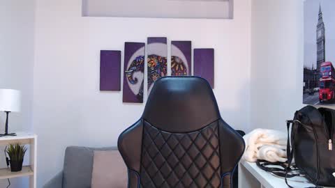 Kate  online show from November 6, 10:38 am