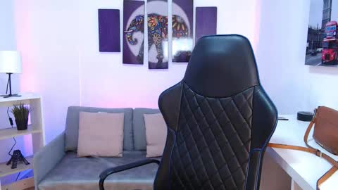 Kate  online show from November 8, 11:10 am