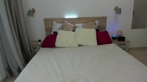 kate_redgar online show from June 4, 2:34 pm