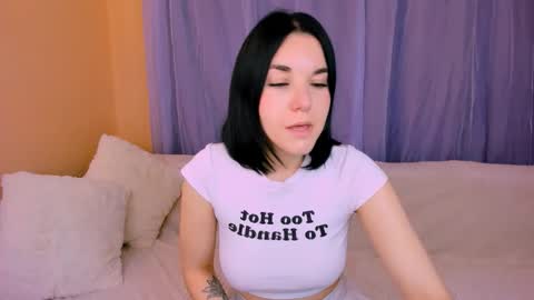 KATE online show from April 8, 6:46 am