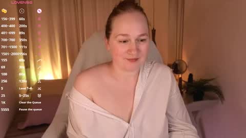 Kate   Follow me dear  online show from June 8, 11:32 am
