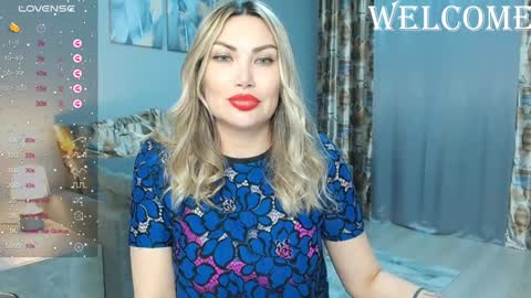 Therapist online show from December 1, 9:37 pm