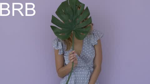 Therapist online show from December 5, 1:25 am