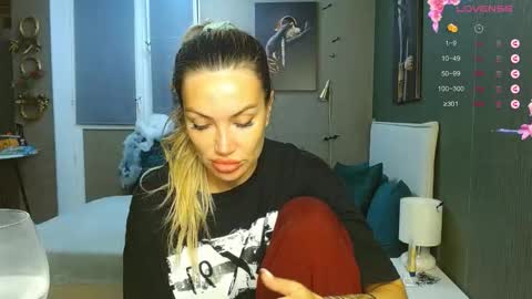 Therapist online show from November 4, 3:22 pm