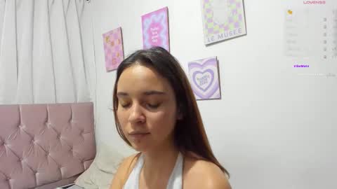 Snapshot of kate_the_bitch2 chatting on October 13, 2:11 am kate_the_bitch2 online show from October 13, 2:11 am