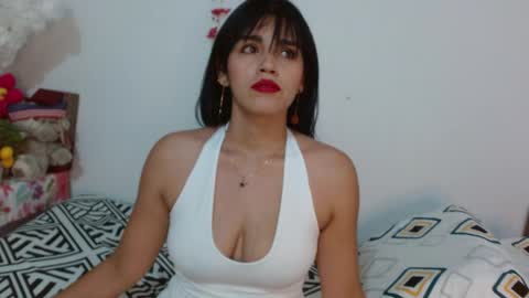 kateangelly online show from May 7, 3:01 am