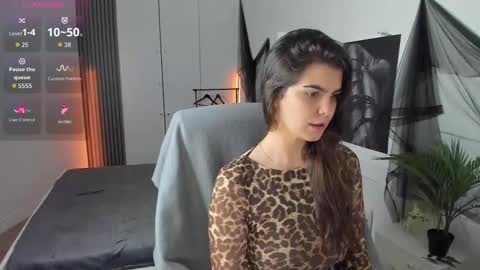 Snapshot of katecate chatting on October 6, 1:19 pm Kate online show from October 6, 1:19 pm