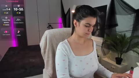 Snapshot of katecate chatting on November 30, 9:41 pm Kate online show from November 30, 9:41 pm