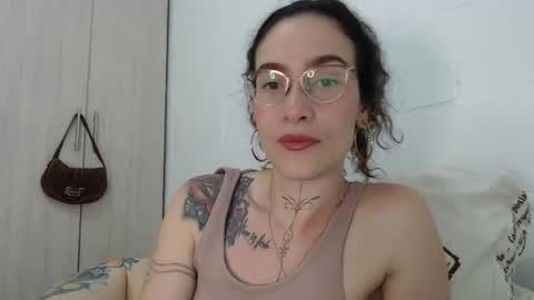 Snapshot of katehathor8 chatting on July 27, 11:34 pm kate keith but here i prefer My Goddess independient model online show from July 27, 11:34 pm