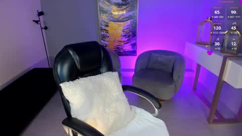  Kate Owens  online show from March 6, 10:41 am