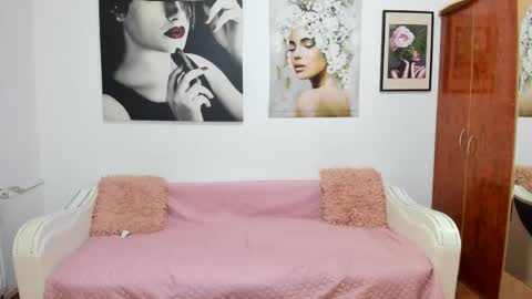 Anna online show from April 13, 4:07 am