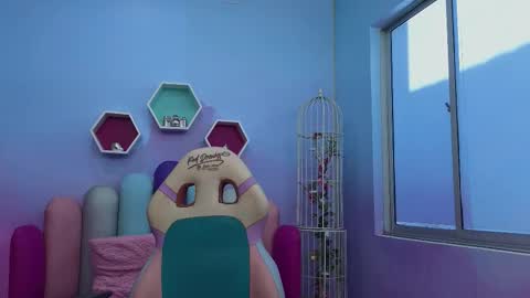 Snapshot of kateskinny chatting on December 15, 11:36 am Kate Skinny online show from December 15, 11:36 am