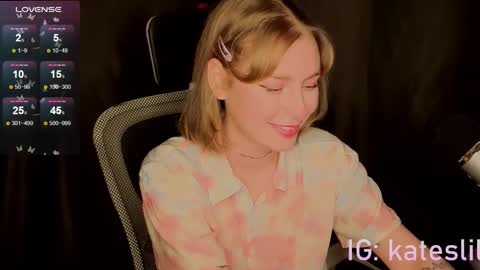 Snapshot of kateslil chatting on March 7, 4:31 am Kate online show from March 7, 4:31 am