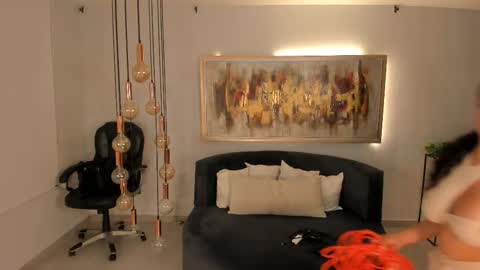 K A T E  online show from March 24, 11:15 am