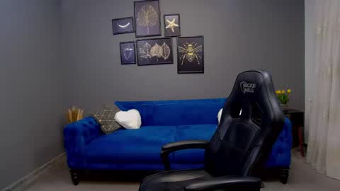 Kate online show from February 4, 6:17 pm